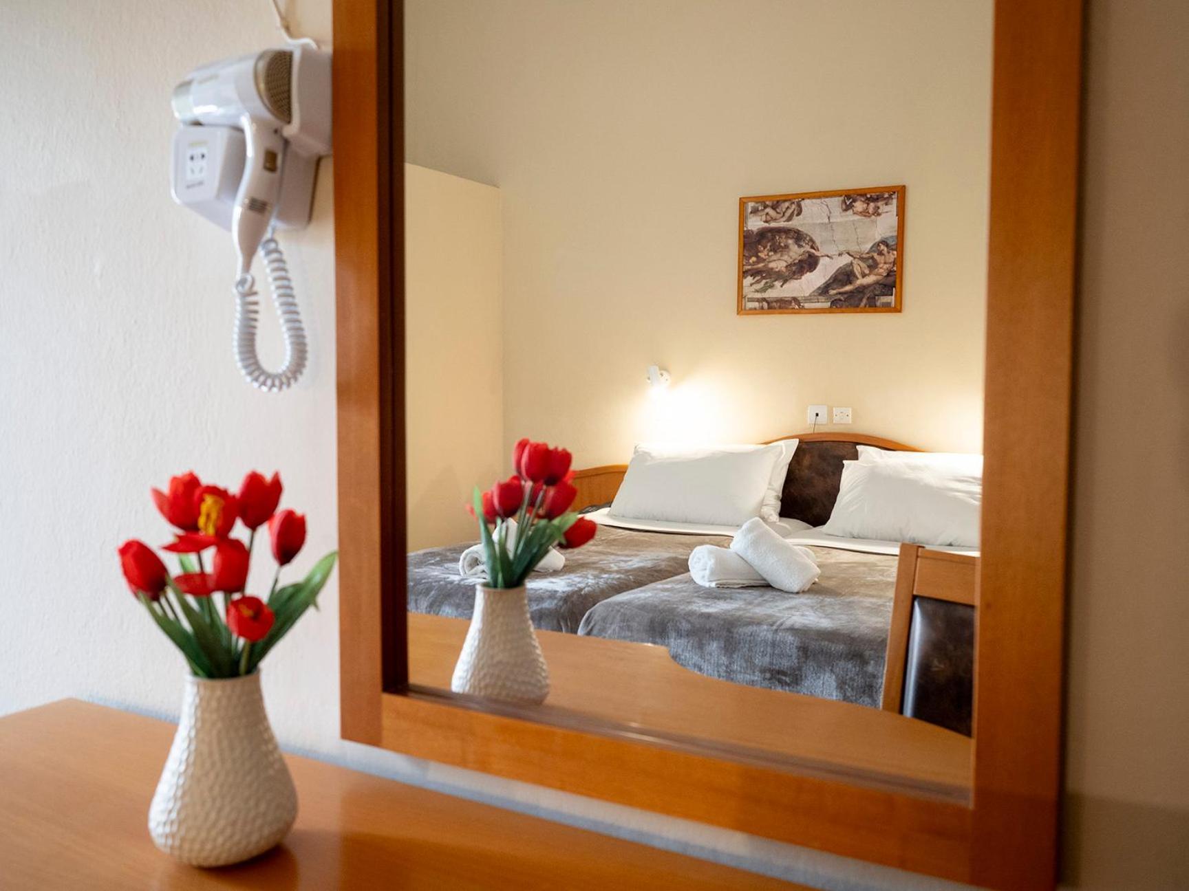 Sappho Hotel Скала-Эресу Экстерьер фото