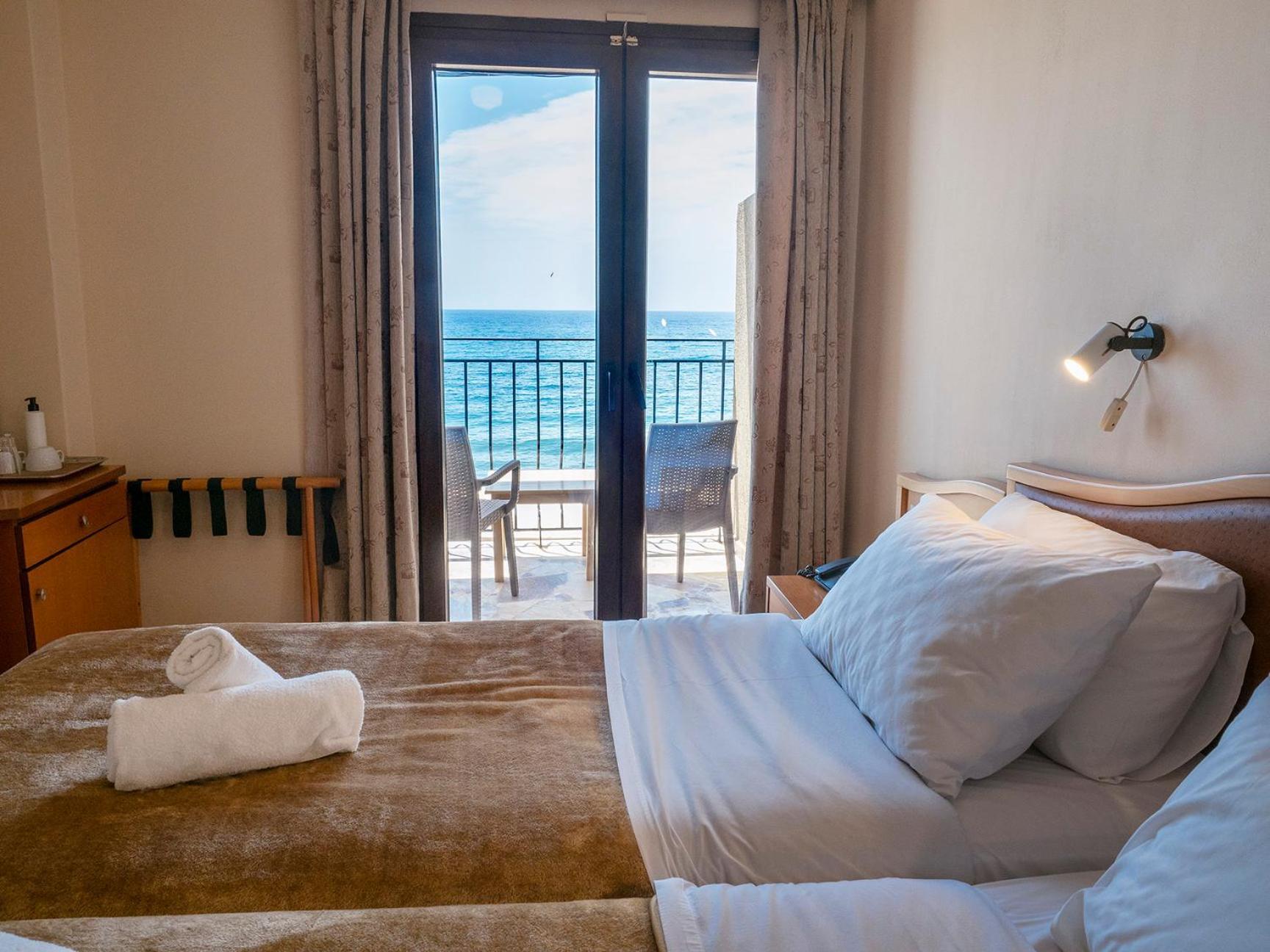Sappho Hotel Скала-Эресу Экстерьер фото